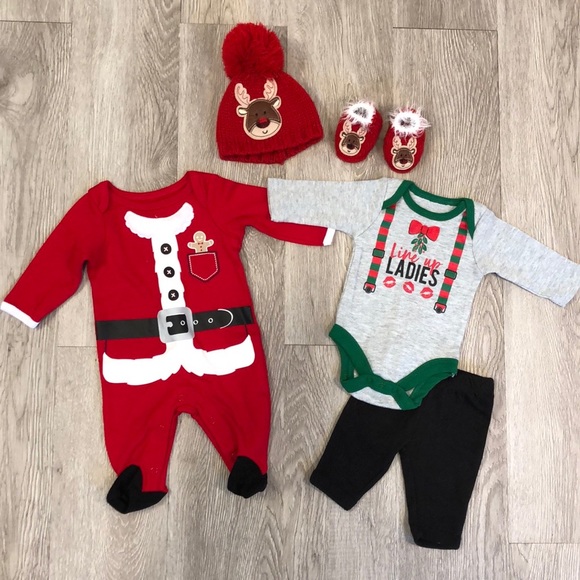 Baby’s first Christmas outfit bundle - Picture 7 of 8